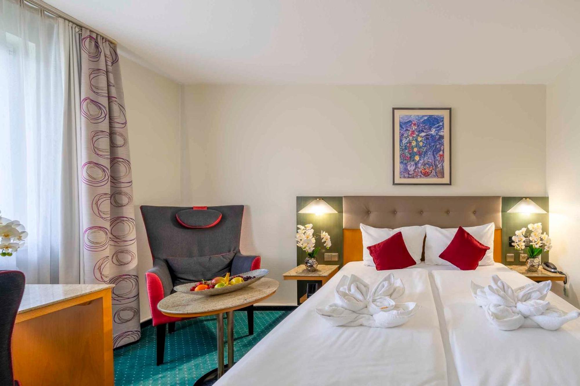 Plaza Inn Blankenburg Ditzingen, Sure Hotel Collection Екстериор снимка