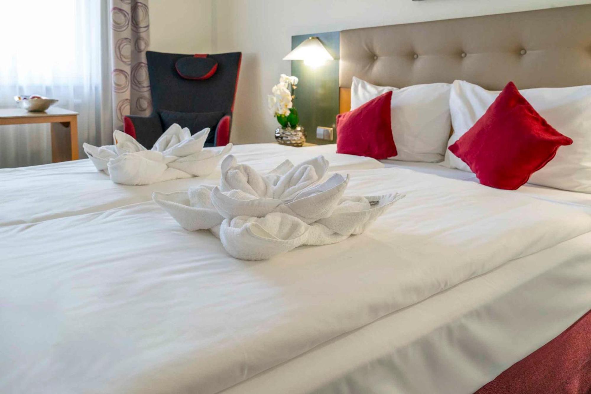 Plaza Inn Blankenburg Ditzingen, Sure Hotel Collection Екстериор снимка