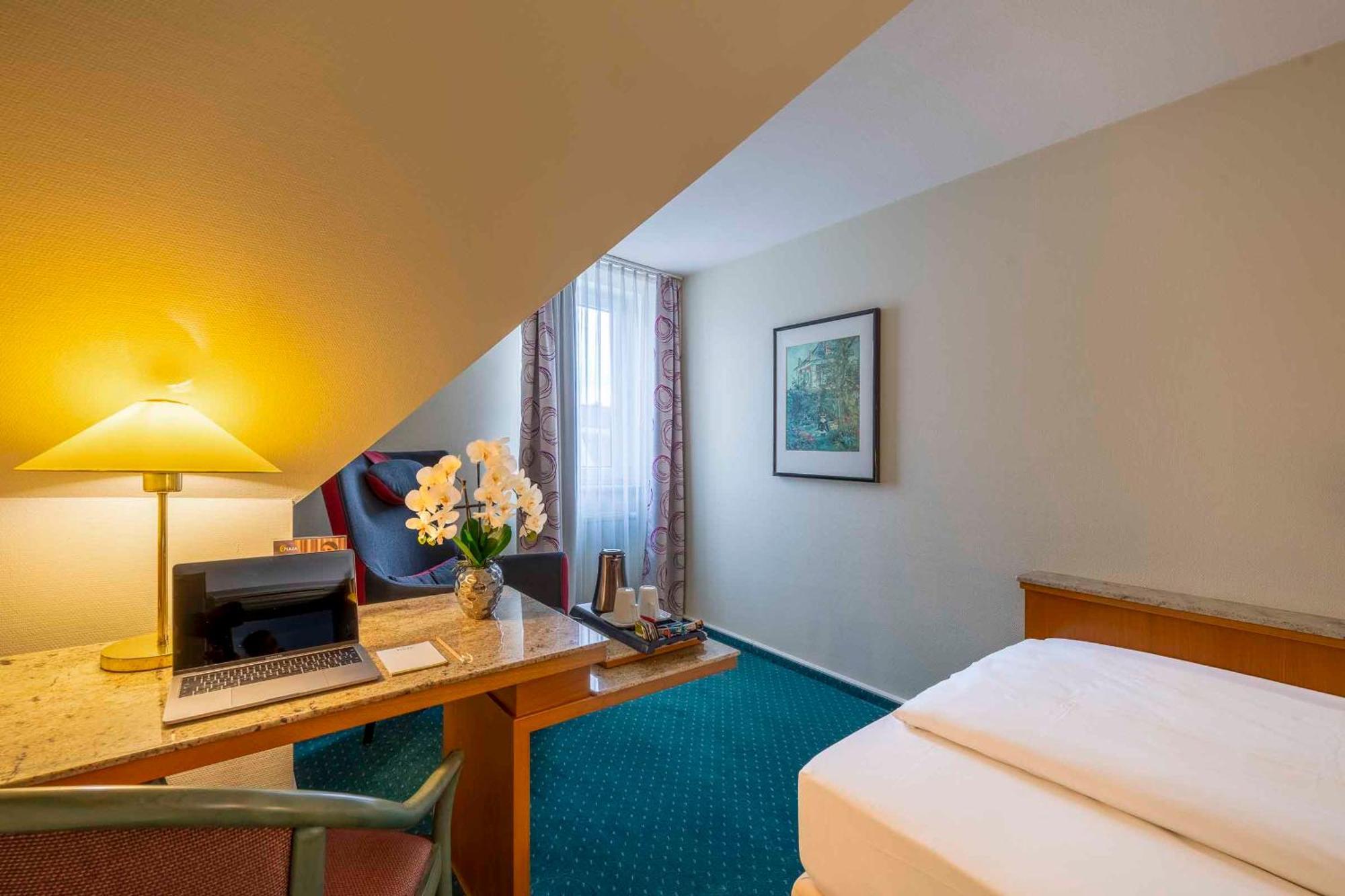 Plaza Inn Blankenburg Ditzingen, Sure Hotel Collection Екстериор снимка