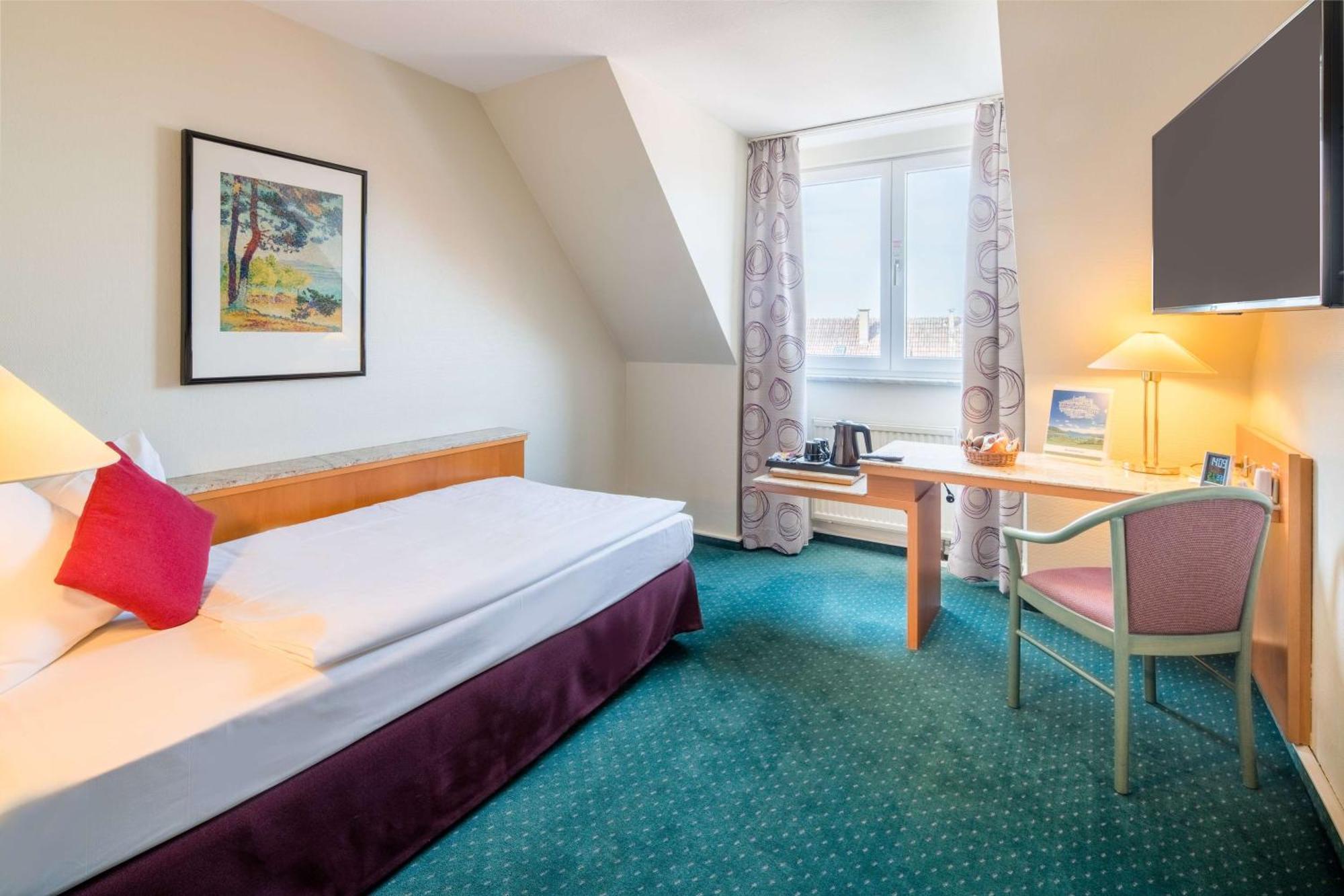 Plaza Inn Blankenburg Ditzingen, Sure Hotel Collection Екстериор снимка