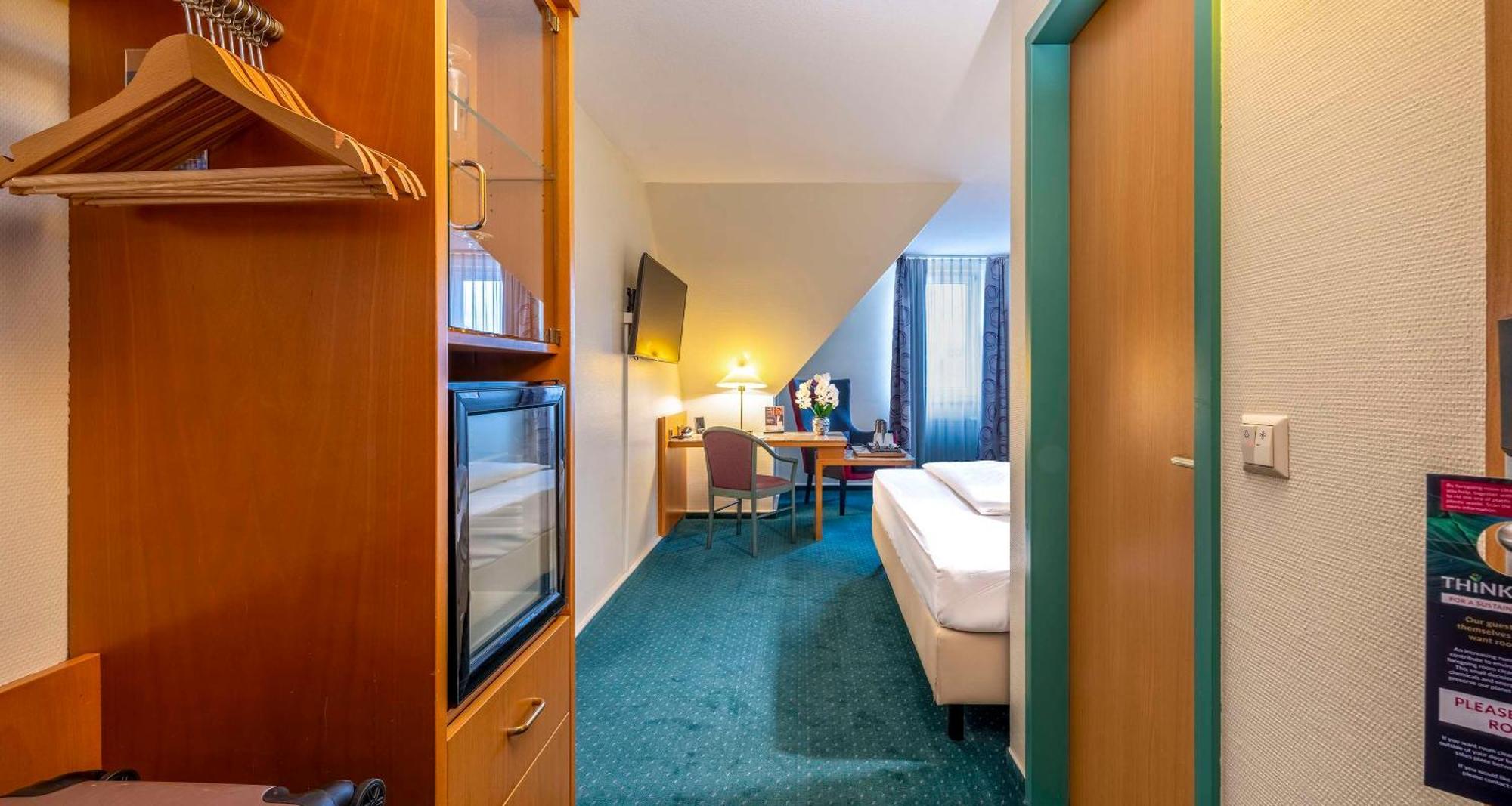 Plaza Inn Blankenburg Ditzingen, Sure Hotel Collection Екстериор снимка